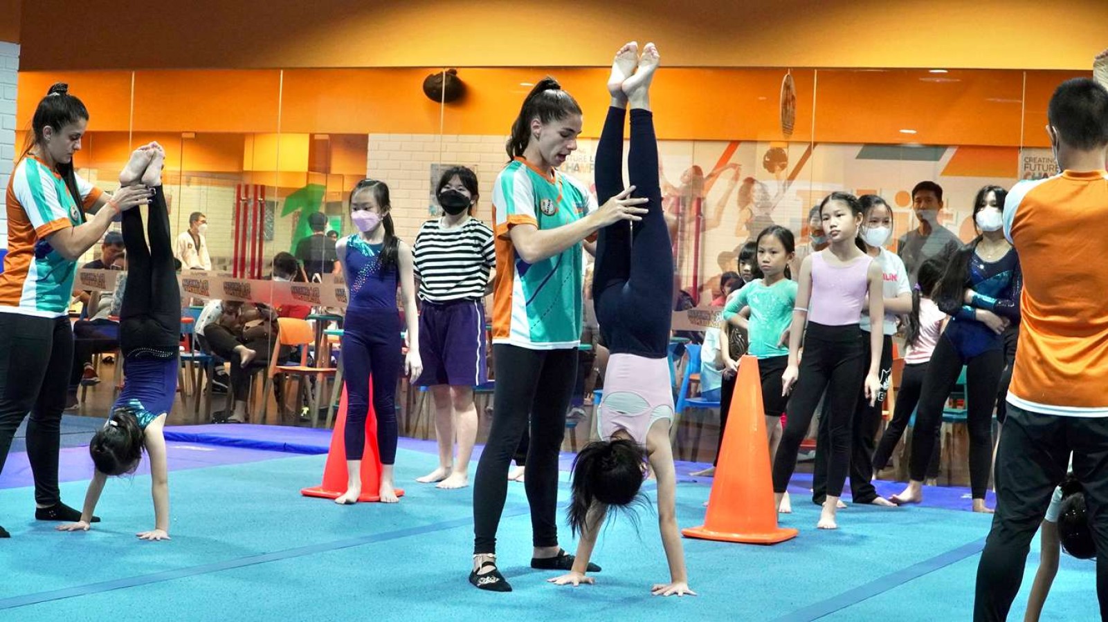  New In Cheerleading? Here's How To Do Tumbling for Cheerleading!